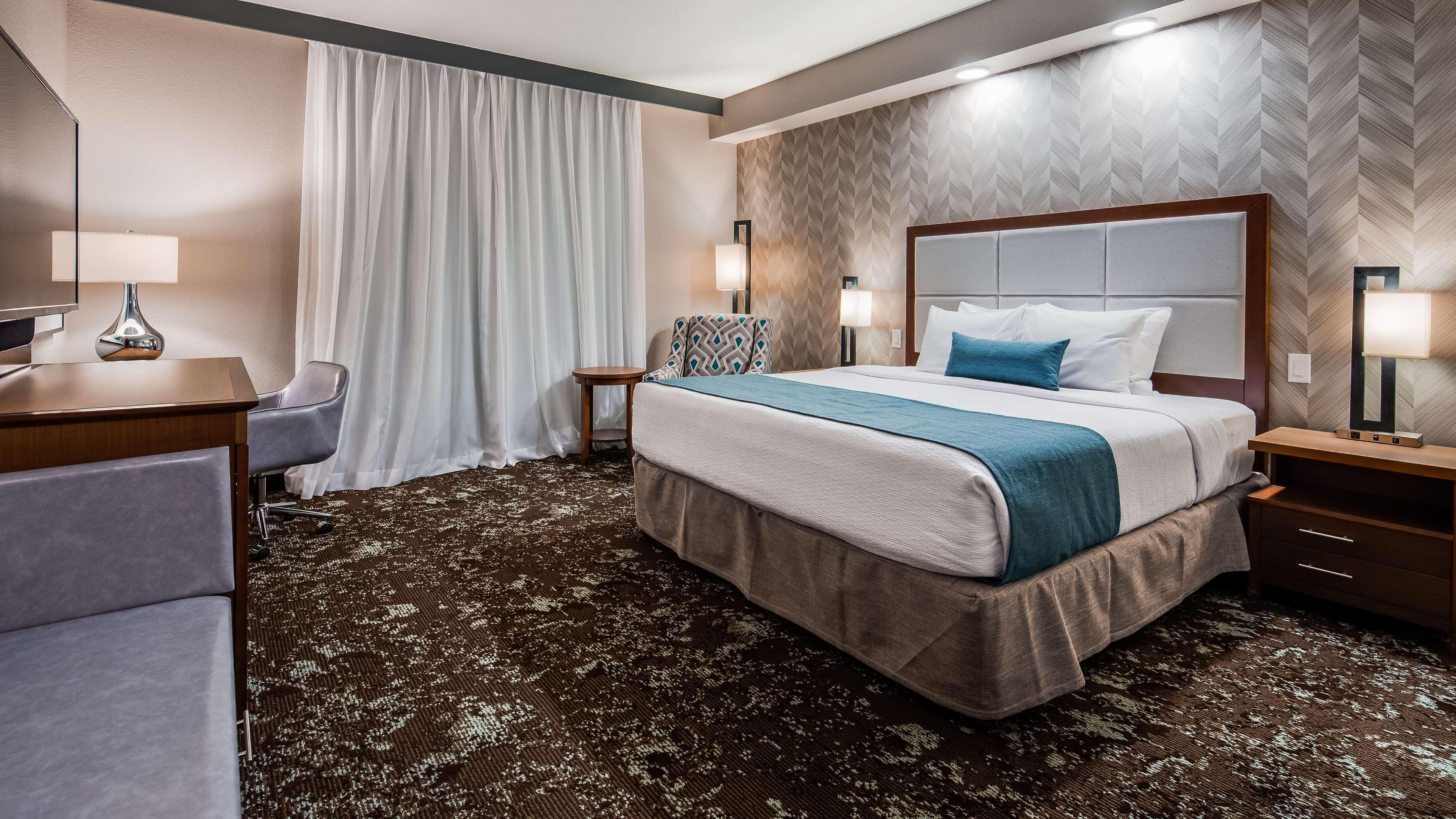 Western Premier Hotel 3*